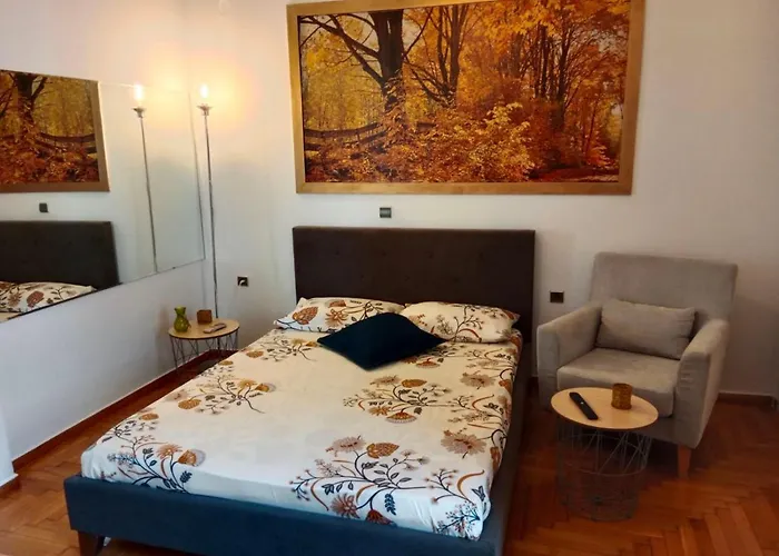 Platinum Central Apartment